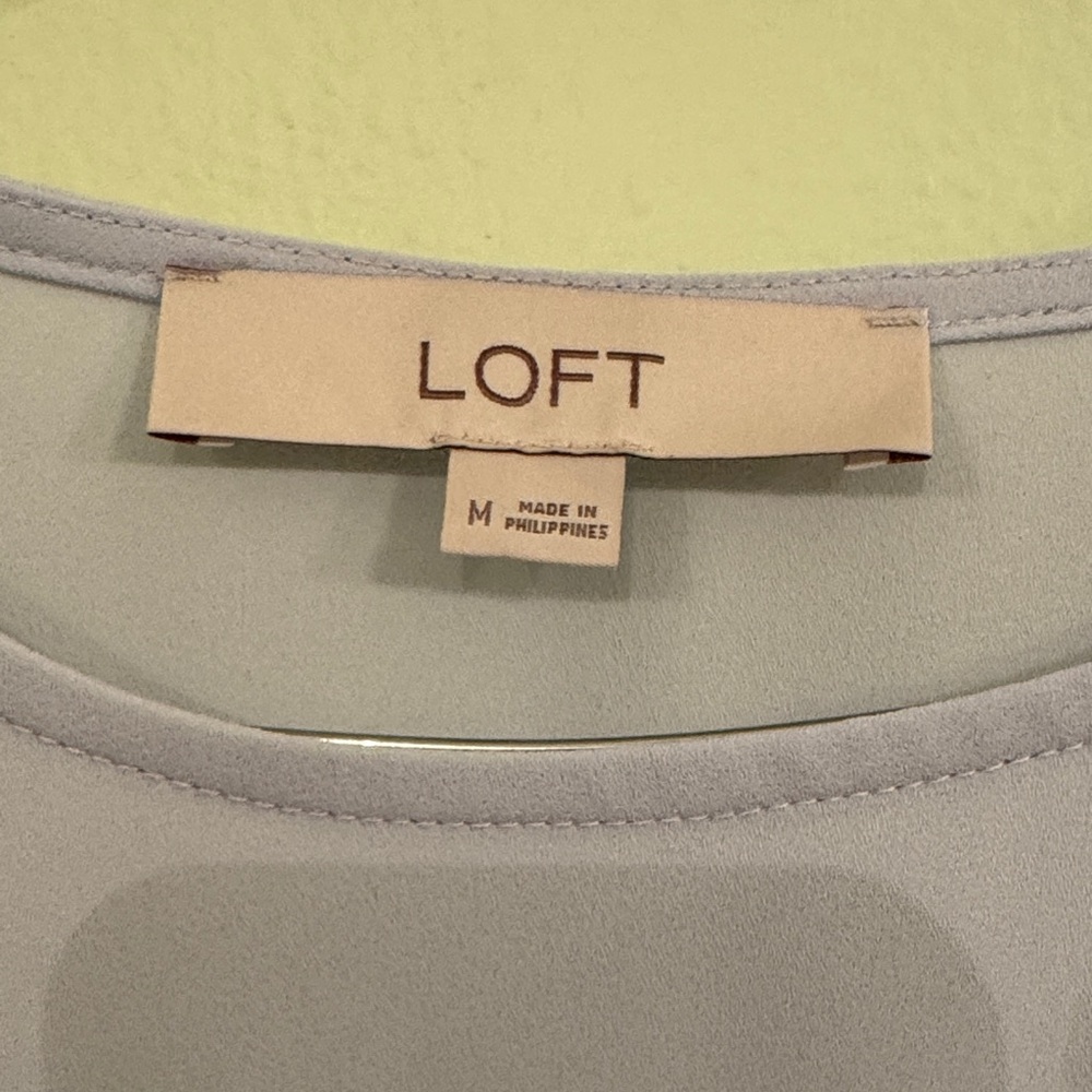 LOFT Soft Blue Button Detail Blouse Size Medium - Picture 2 of 8
